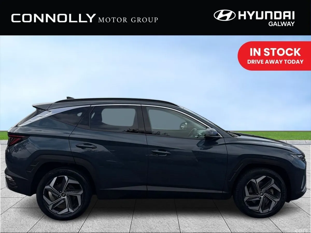 Hyundai Tucson SUV, Petrol Hybrid, 2023, Blue
