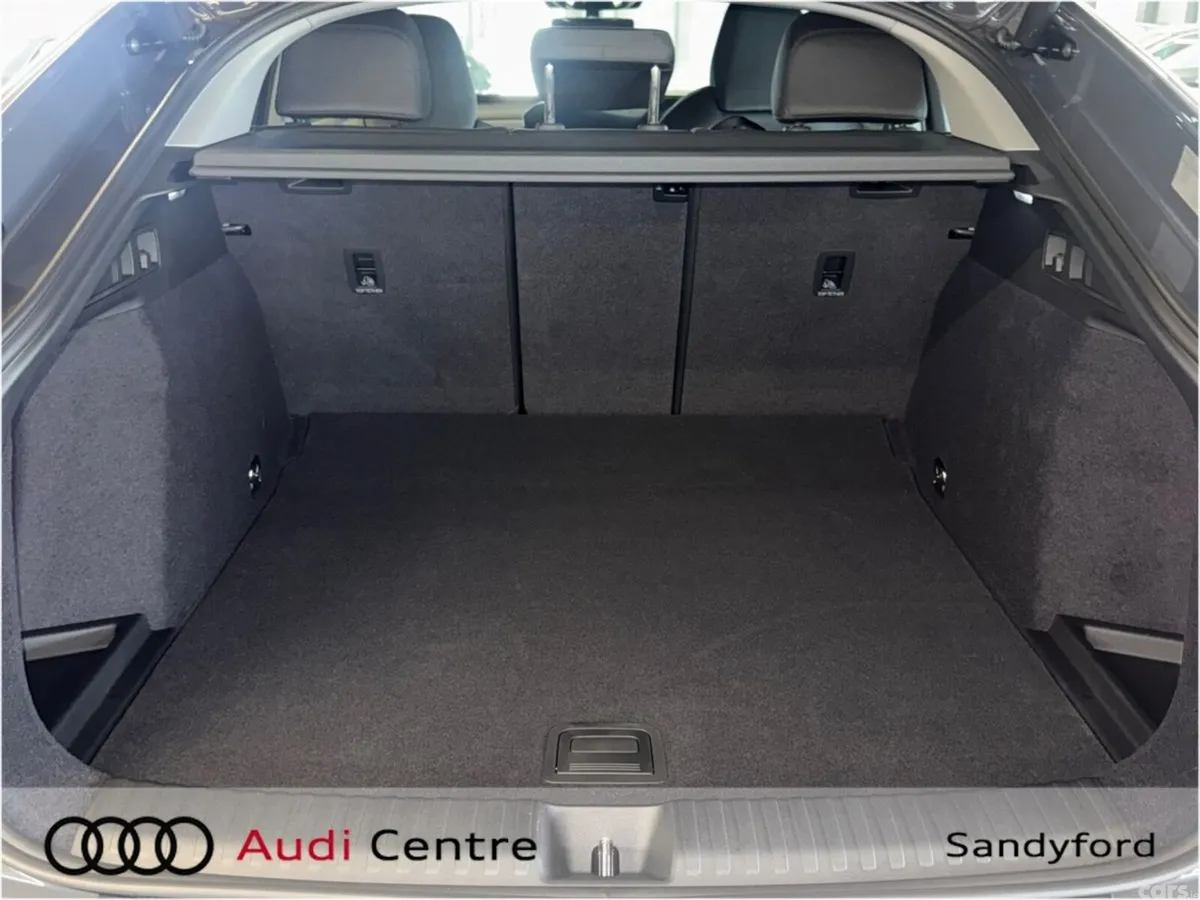 Audi Q6 e-tron Hatchback, Electric, 2026, Grey