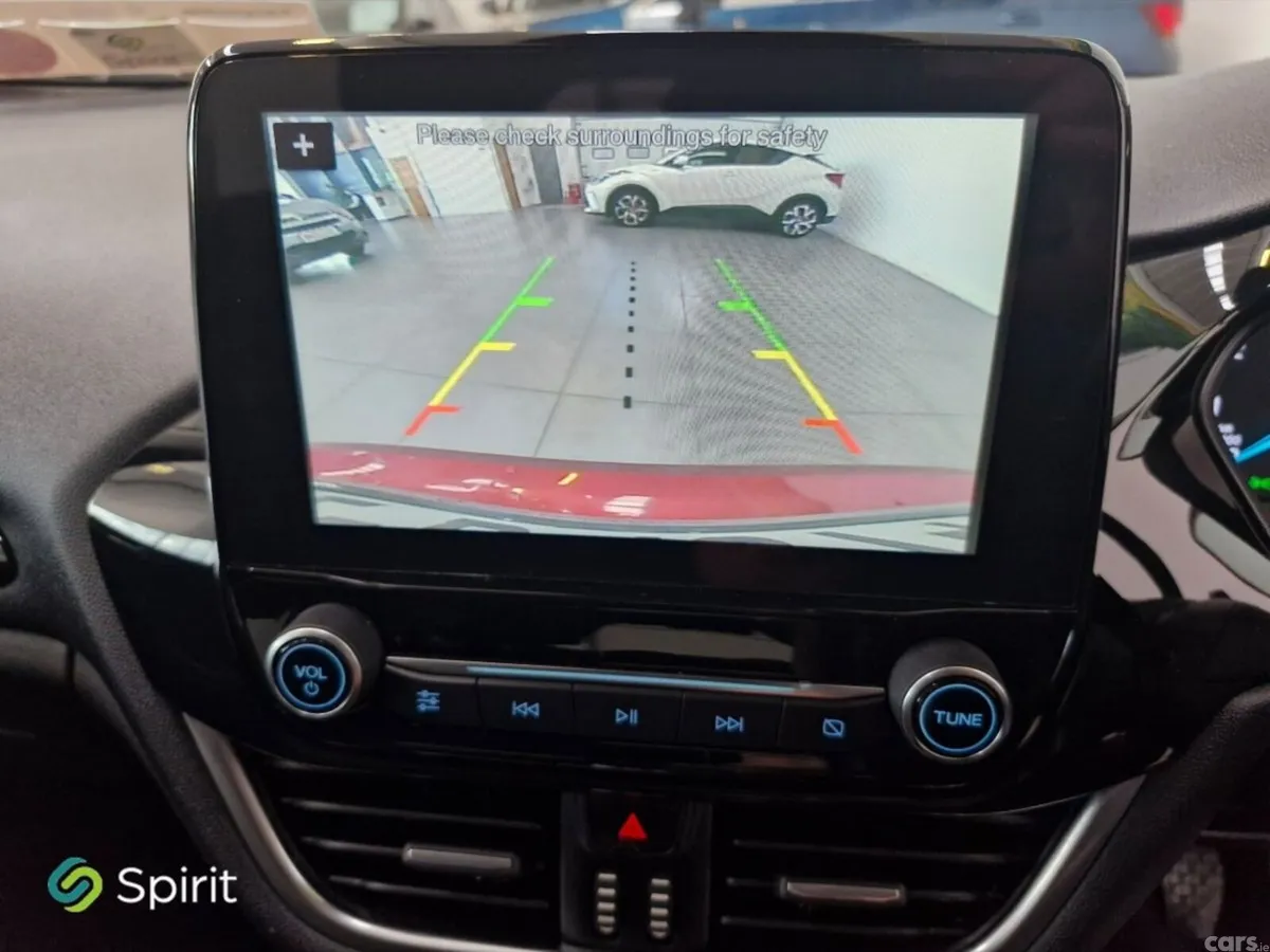 Ford Fiesta Hatchback, Petrol, 2018, Red
