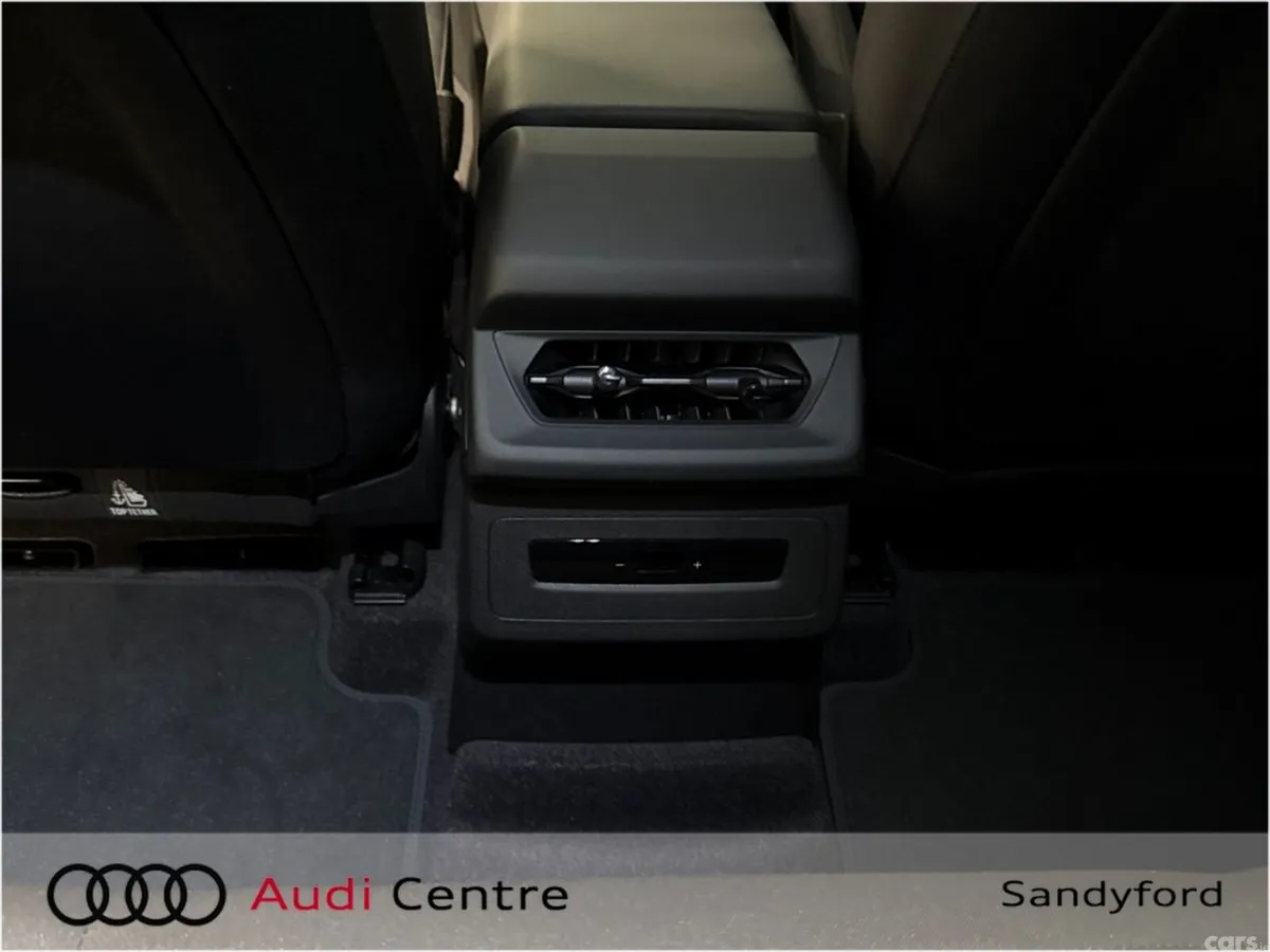 Audi Q6 e-tron Hatchback, Electric, 2026, Grey