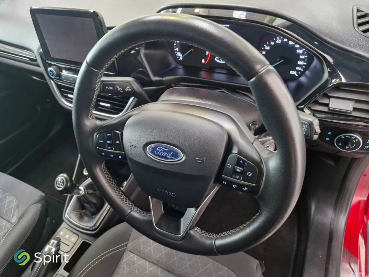 Ford Fiesta Hatchback, Petrol, 2018, Red