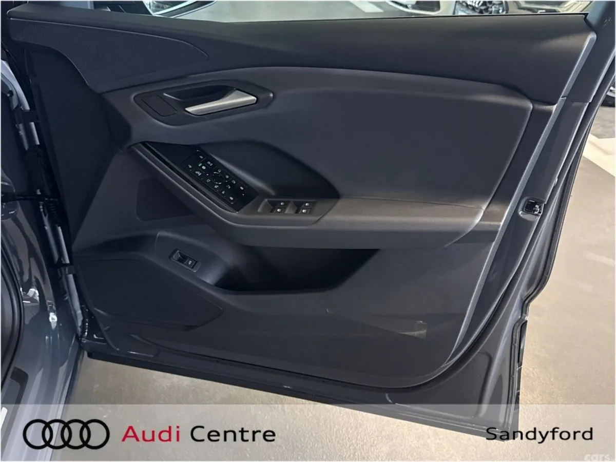 Audi Q6 e-tron Hatchback, Electric, 2026, Grey
