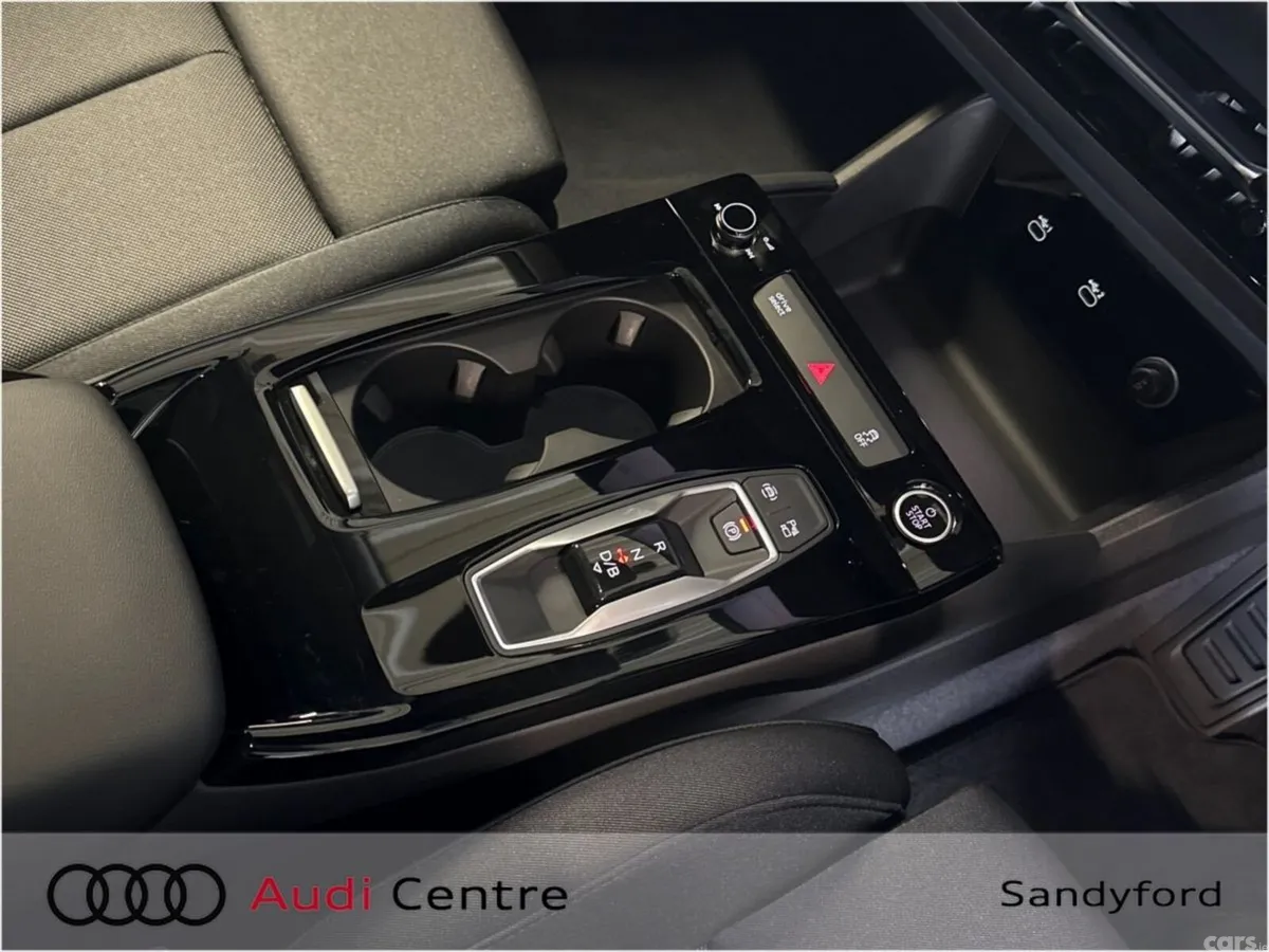 Audi Q6 e-tron Hatchback, Electric, 2026, Grey