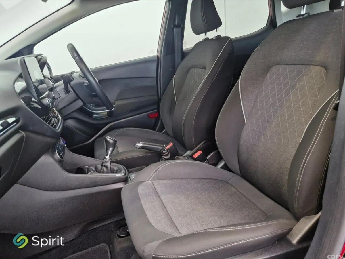Ford Fiesta Hatchback, Petrol, 2018, Red