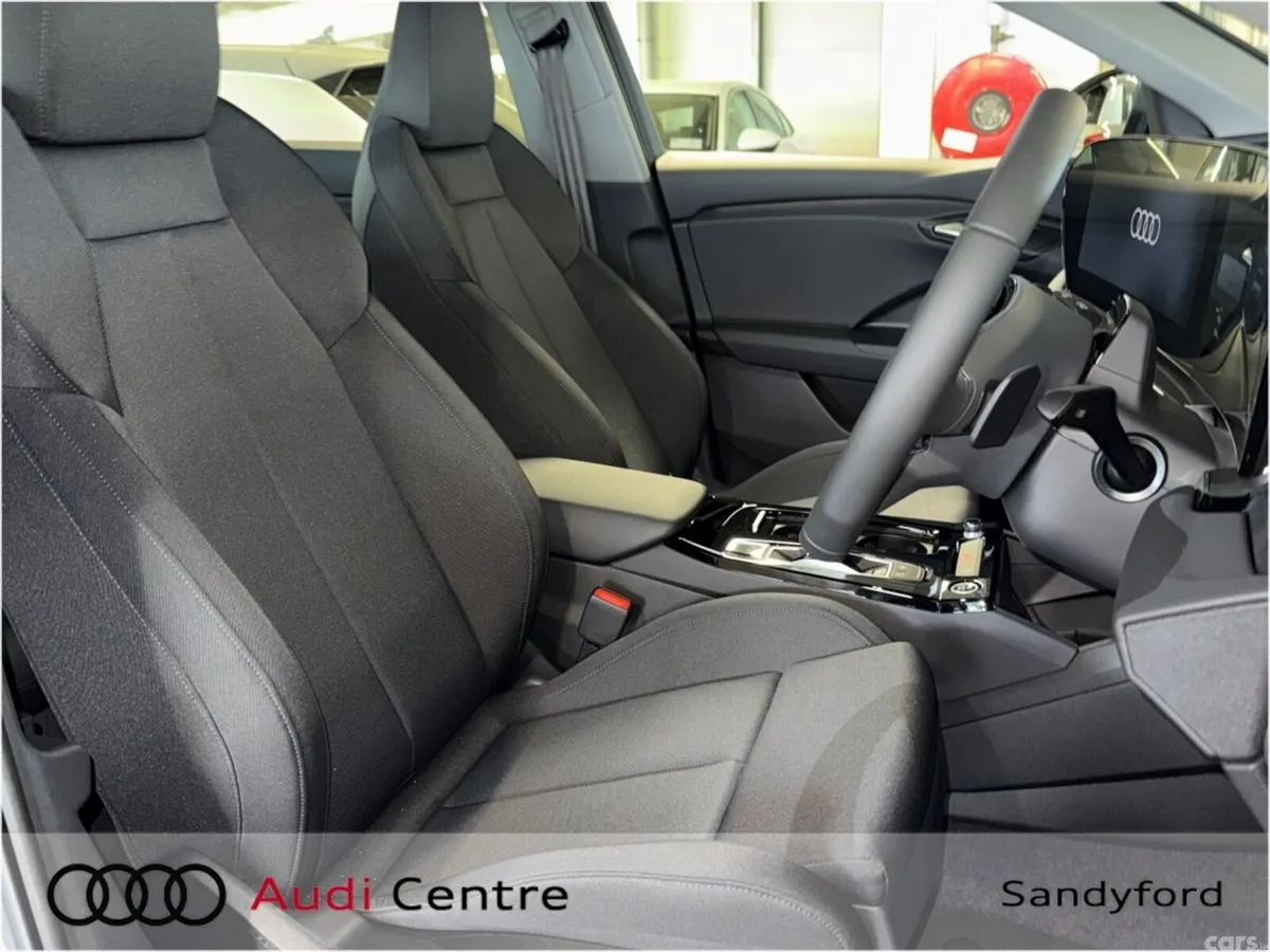 Audi Q6 e-tron Hatchback, Electric, 2026, Grey