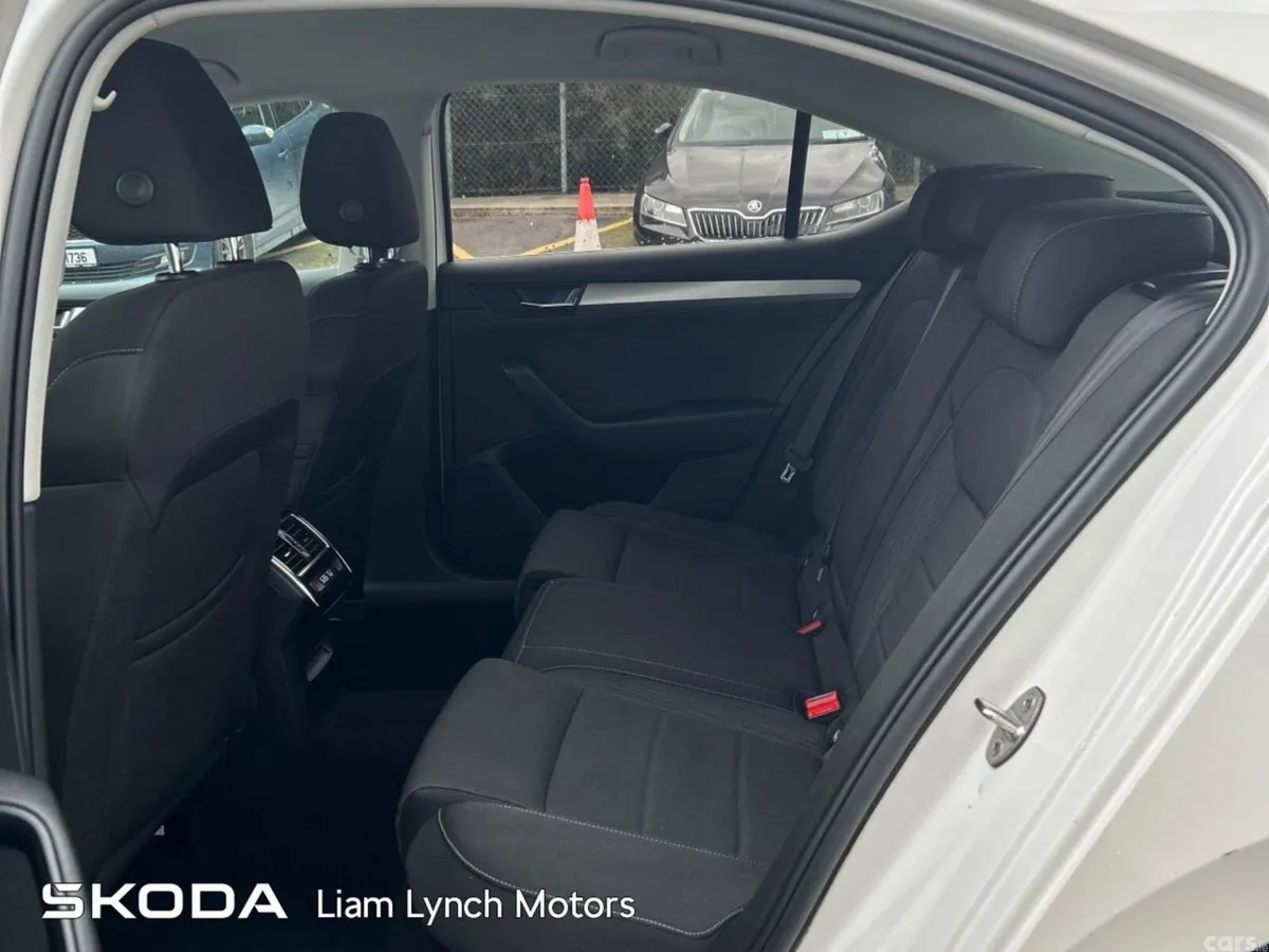 Skoda Superb Saloon, Diesel, 2018, White