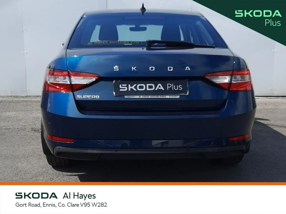 Skoda Superb Saloon, Diesel, 2023, Blue