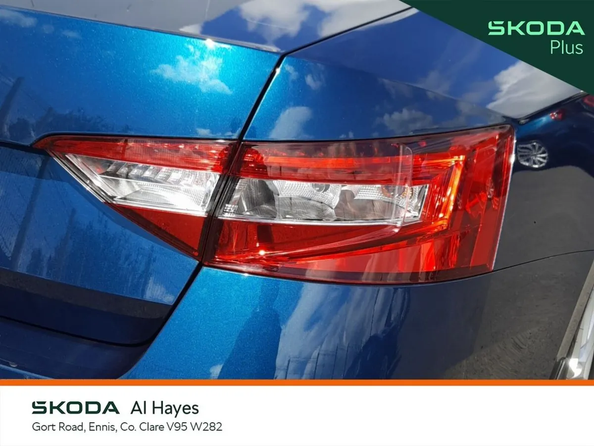 Skoda Superb Saloon, Diesel, 2023, Blue