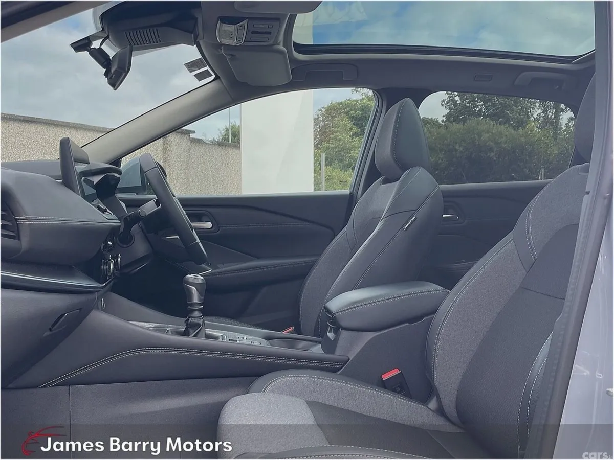 Nissan Qashqai MPV, Petrol, 2025, Grey