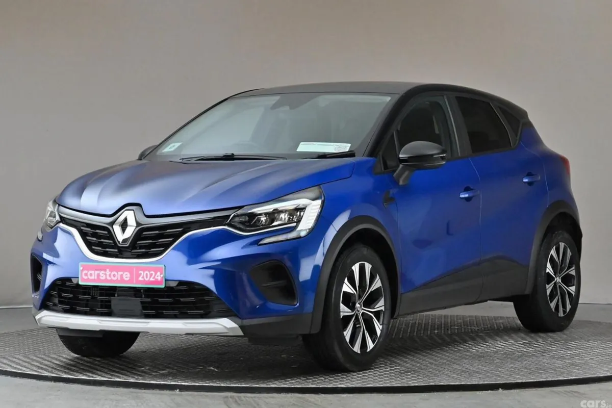Renault Captur SUV, Petrol, 2024, Blue