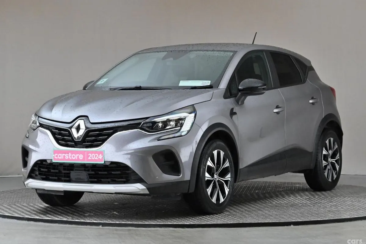 Renault Captur SUV, Petrol, 2024, Grey