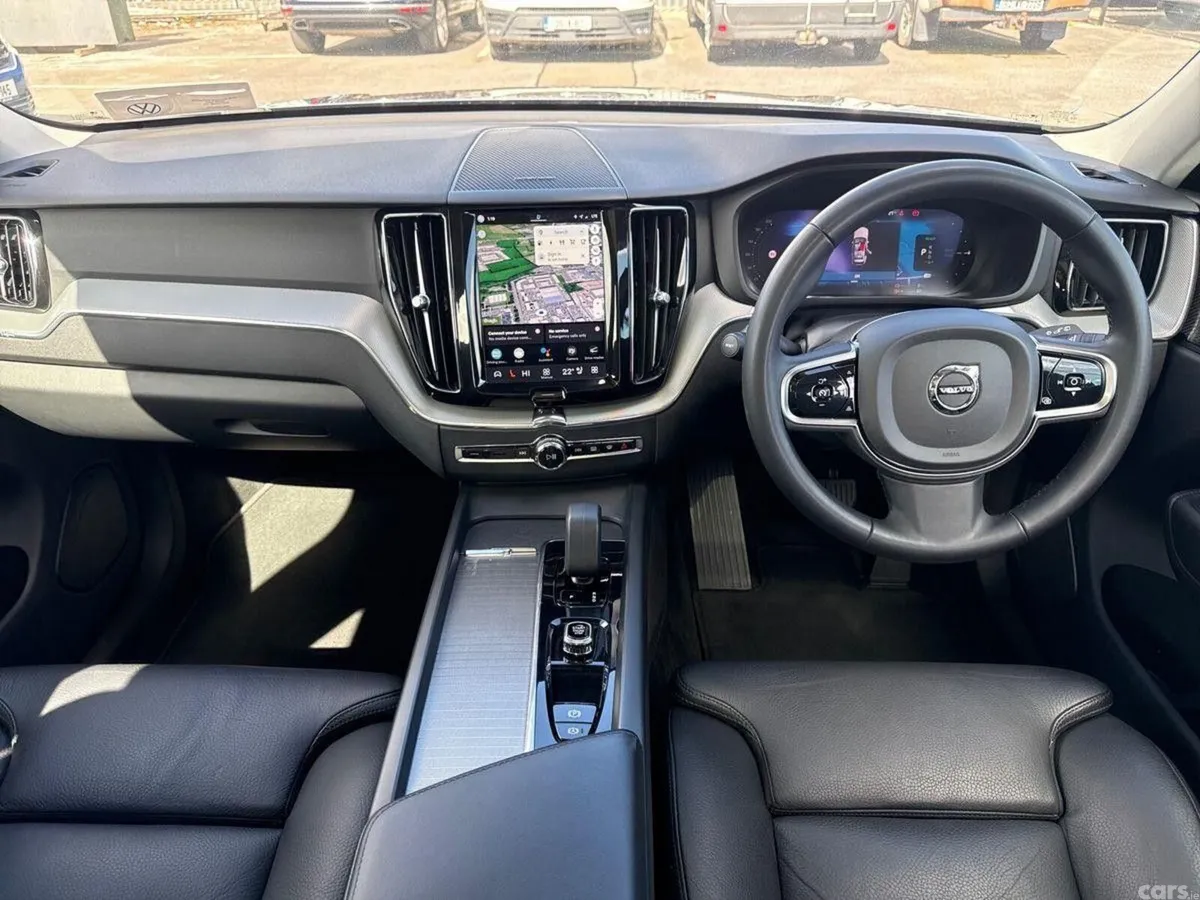 Volvo XC60 SUV, Petrol Plug-in Hybrid, 2023, Blue