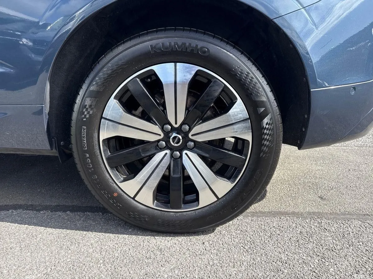 Volvo XC60 SUV, Petrol Plug-in Hybrid, 2023, Blue