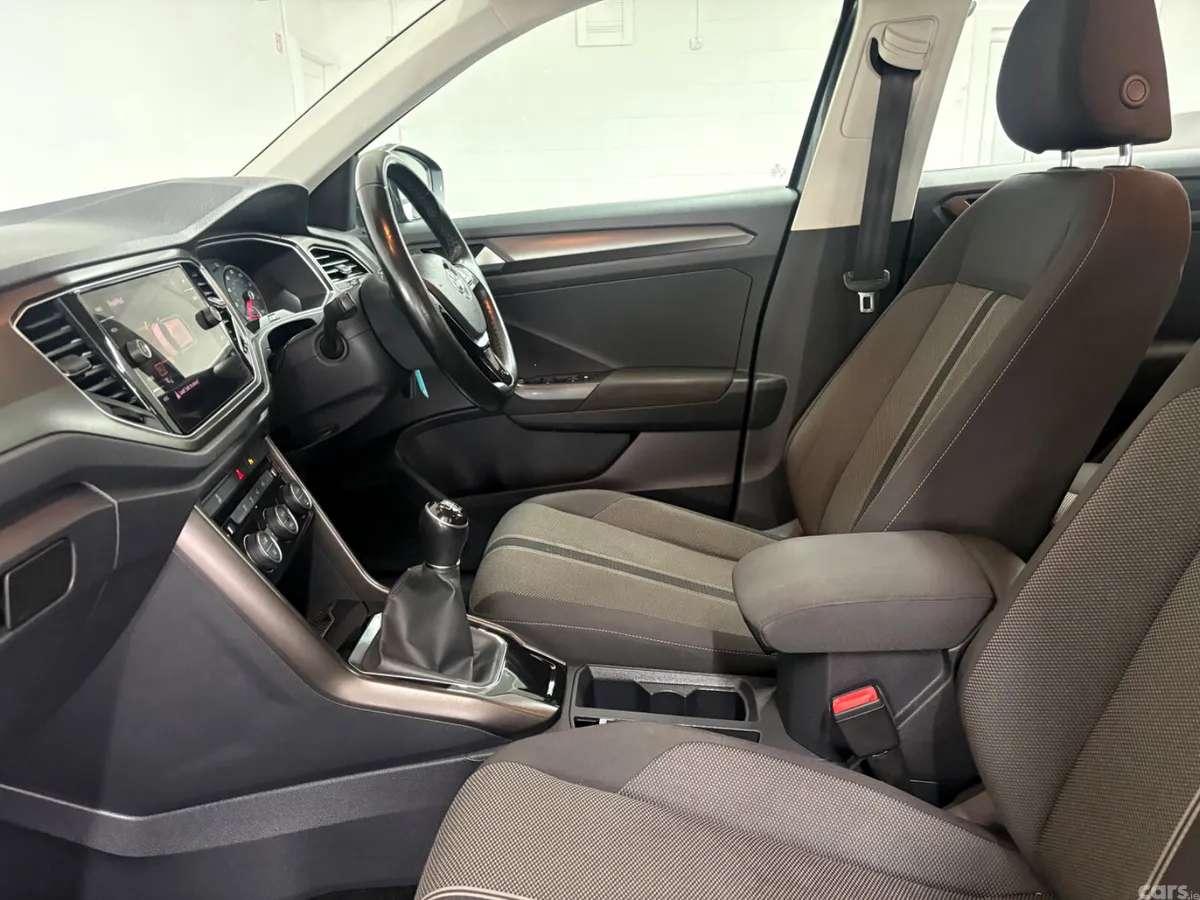 Volkswagen T-Roc SUV, Petrol, 2018, Grey