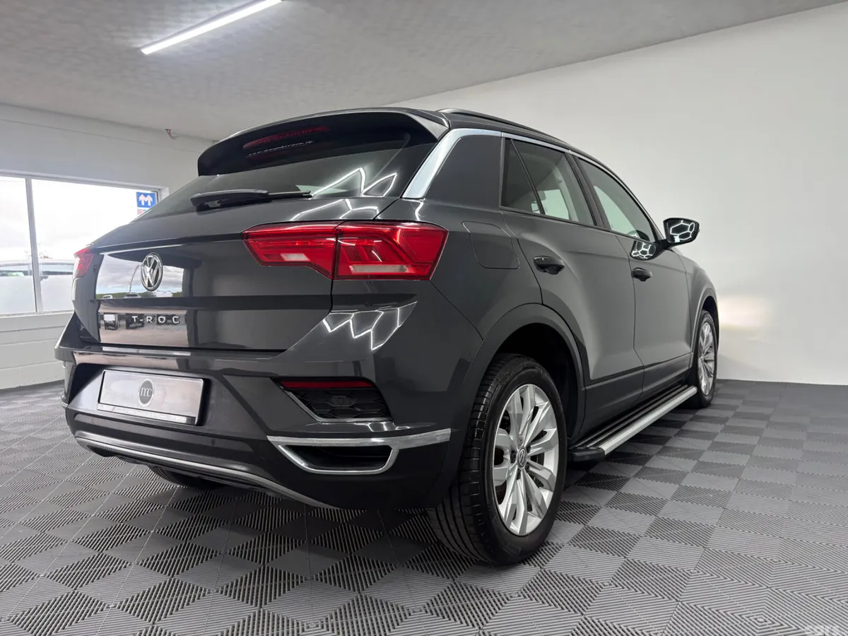 Volkswagen T-Roc SUV, Petrol, 2018, Grey