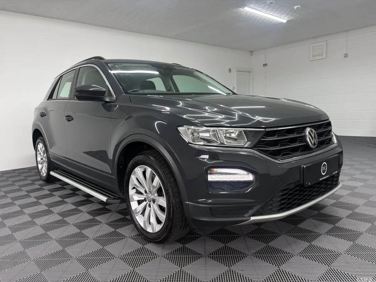 Volkswagen T-Roc SUV, Petrol, 2018, Grey