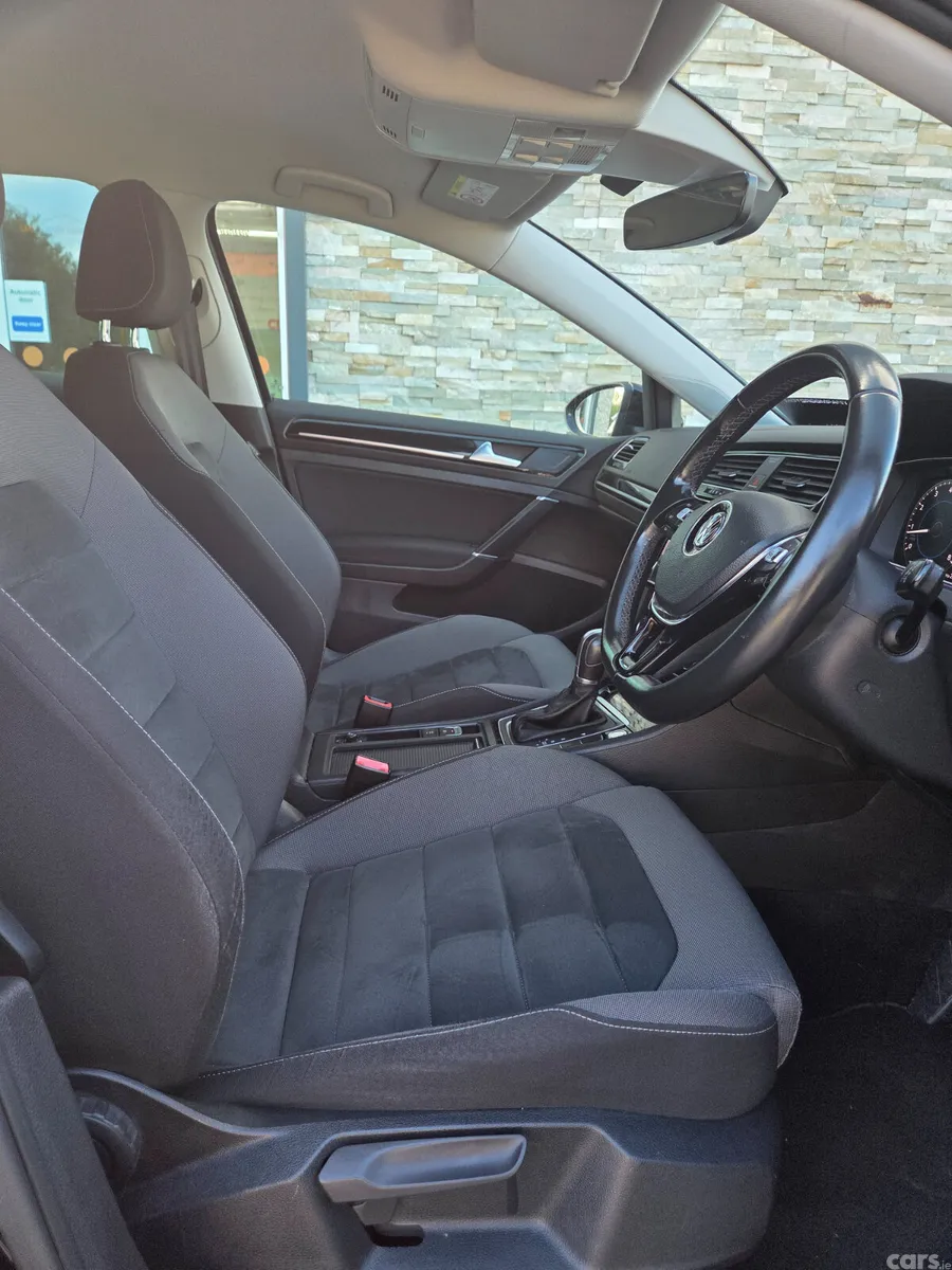 Volkswagen Golf Hatchback, Petrol, 2017, Black