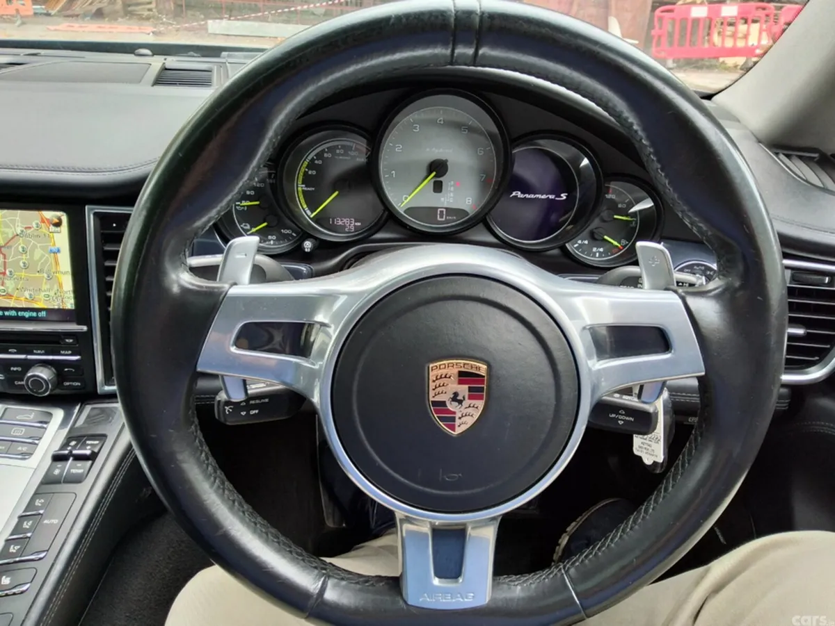 Porsche Panamera Hatchback, Petrol Plug-in Hybrid, 2016, Blue