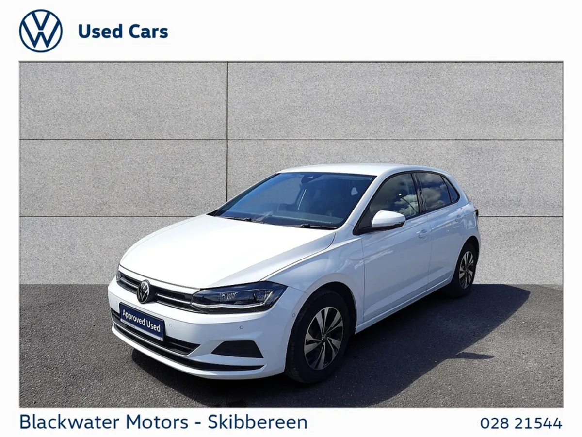 Volkswagen Polo Hatchback, Petrol, 2021, White