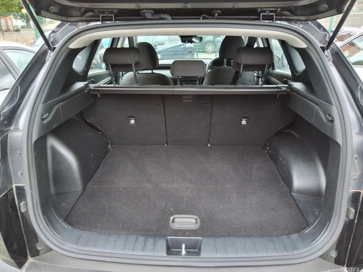 Hyundai Tucson SUV, Petrol Plug-in Hybrid, 2023, Black
