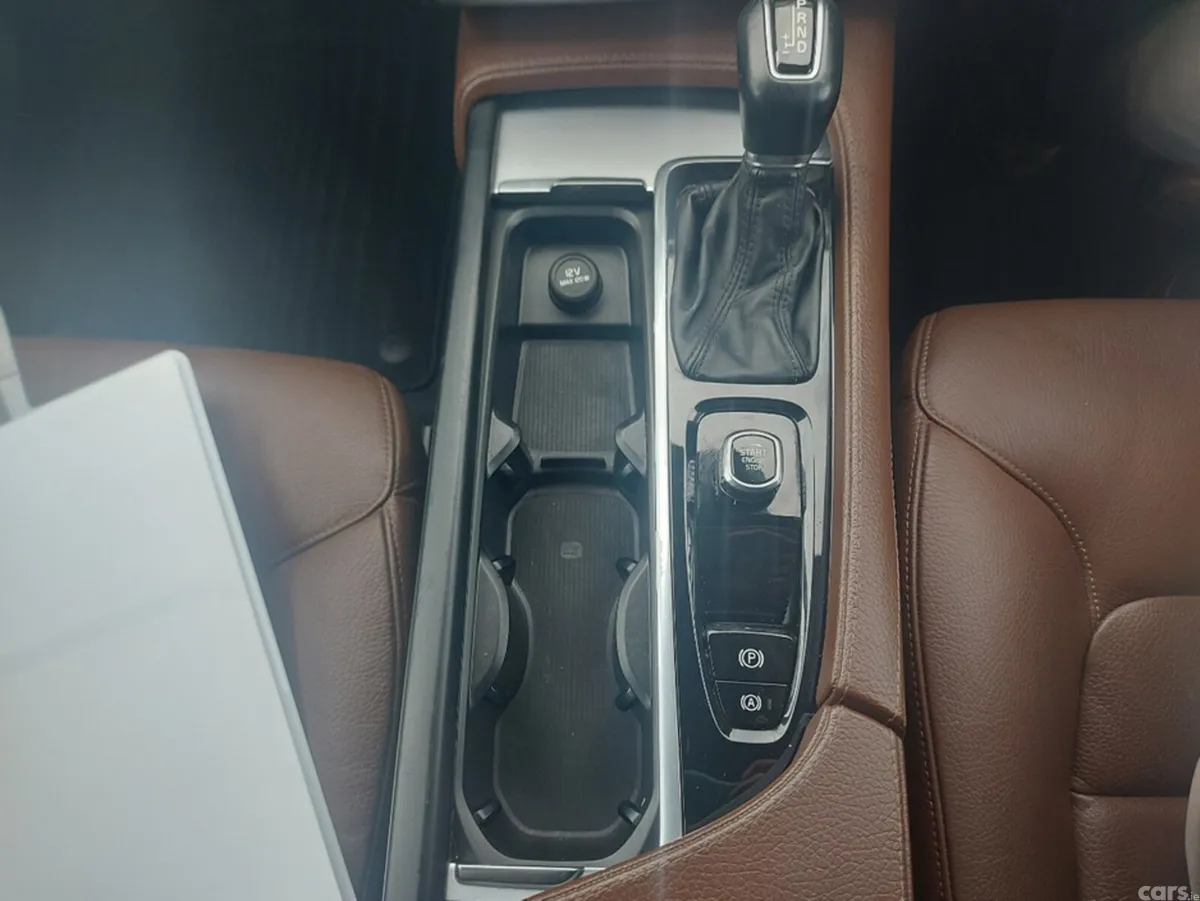 Volvo XC90 MPV, Diesel, 2019, Grey
