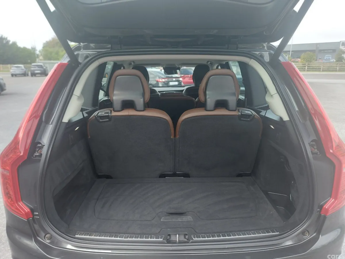 Volvo XC90 MPV, Diesel, 2019, Grey