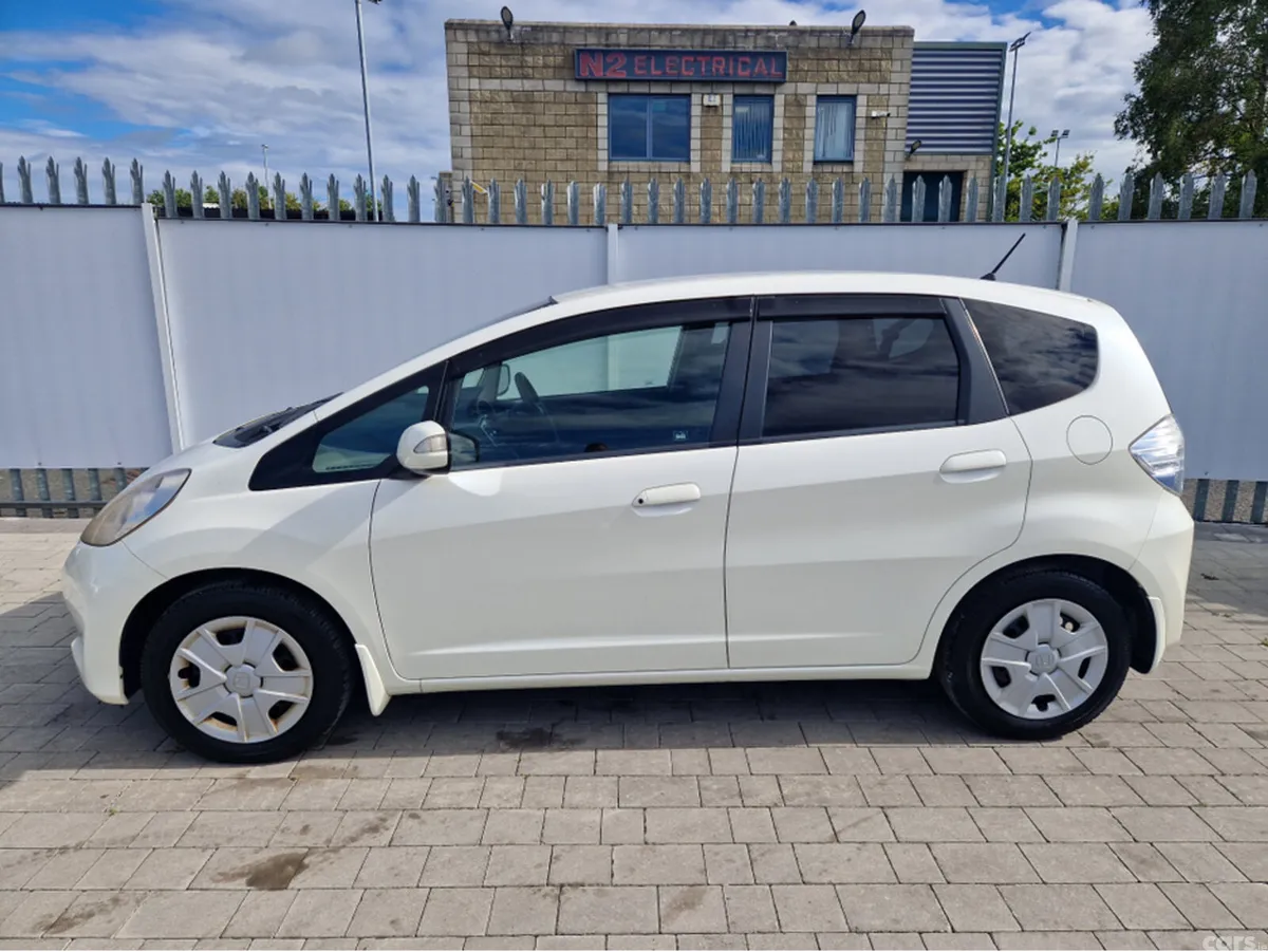 Honda Fit Hatchback, Petrol Hybrid, 2011, White