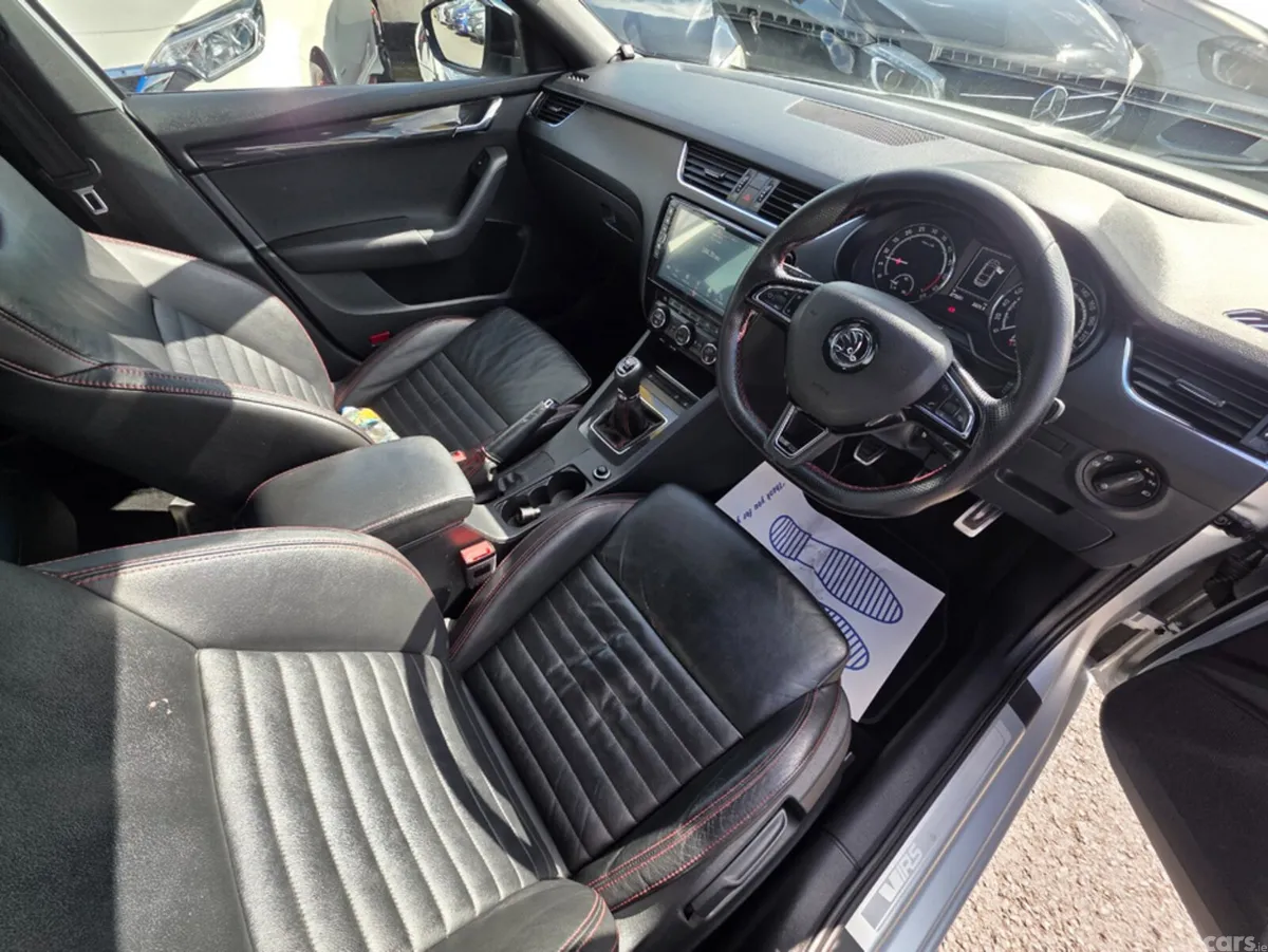 Skoda Octavia Hatchback, Diesel, 2015, Silver