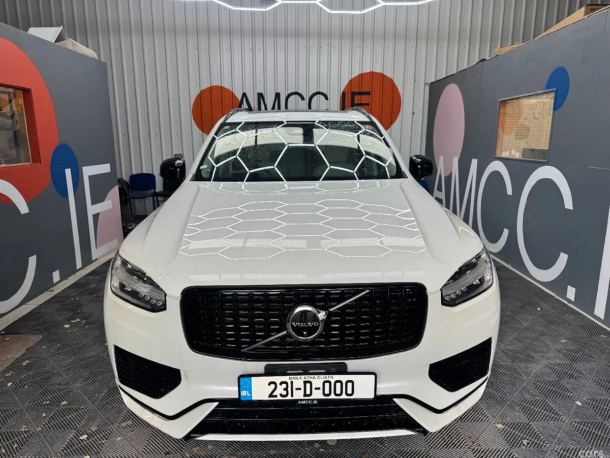 Volvo XC90 SUV, Petrol Plug-in Hybrid, 2023, White