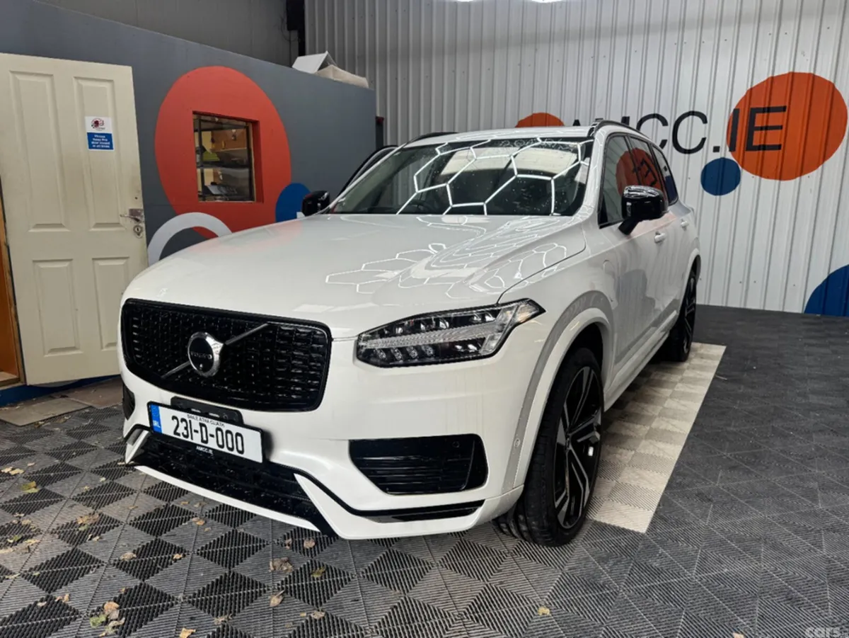 Volvo XC90 SUV, Petrol Plug-in Hybrid, 2023, White