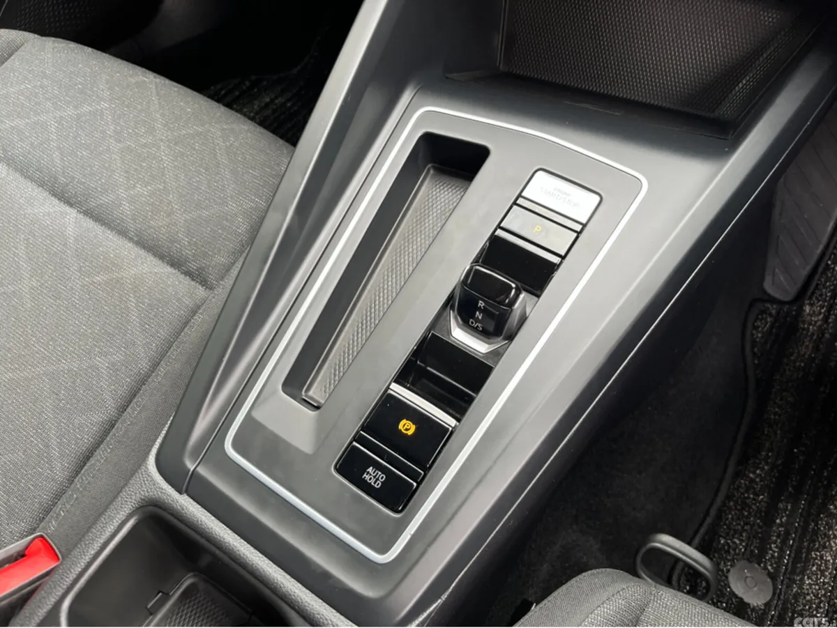 Volkswagen Golf Hatchback, Diesel, 2024, White