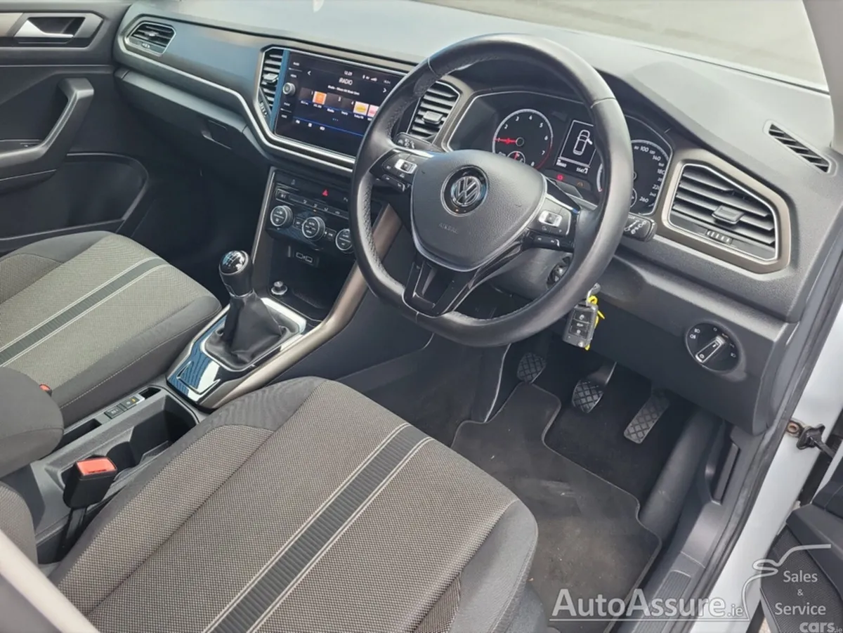 Volkswagen T-Roc Hatchback, Petrol, 2019, White