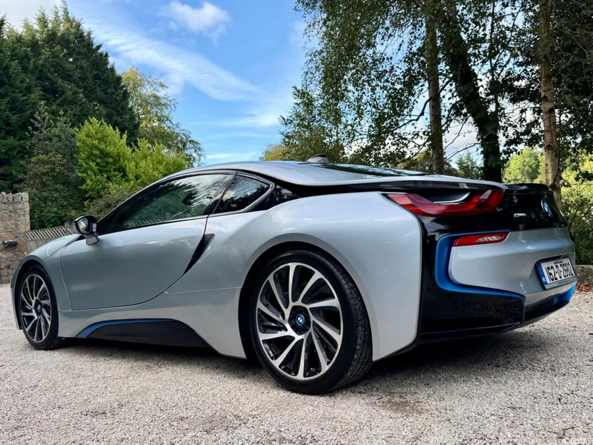 BMW i8 Coupe, Petrol Plug-in Hybrid, 2016, Silver