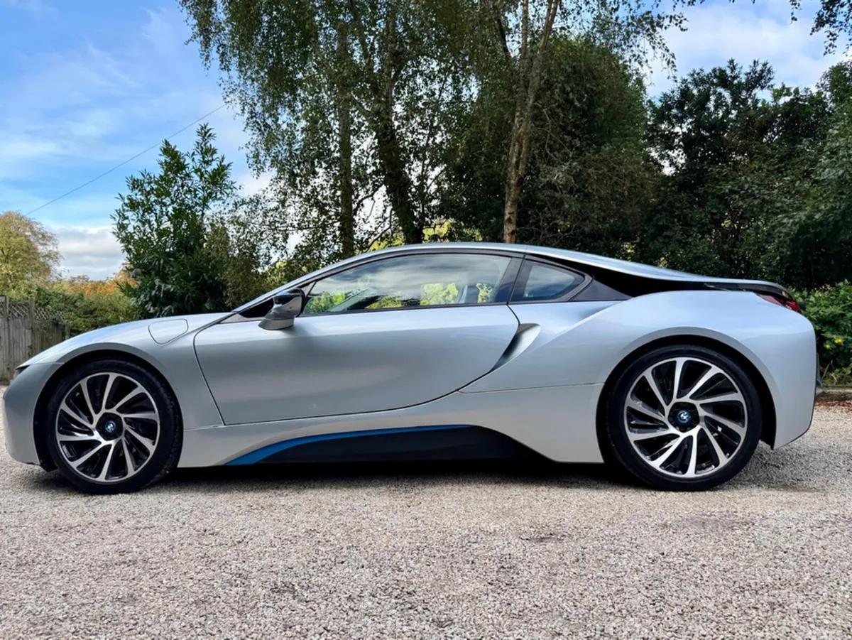 BMW i8 Coupe, Petrol Plug-in Hybrid, 2016, Silver