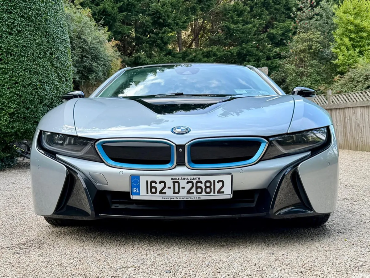 BMW i8 Coupe, Petrol Plug-in Hybrid, 2016, Silver