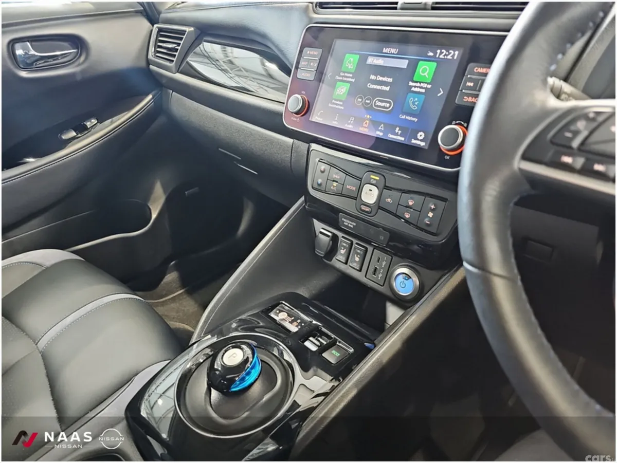 Nissan Leaf Hatchback, Electric, 2025, White