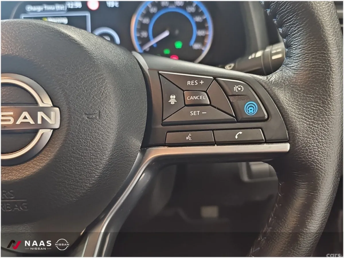 Nissan Leaf Hatchback, Electric, 2025, Blue