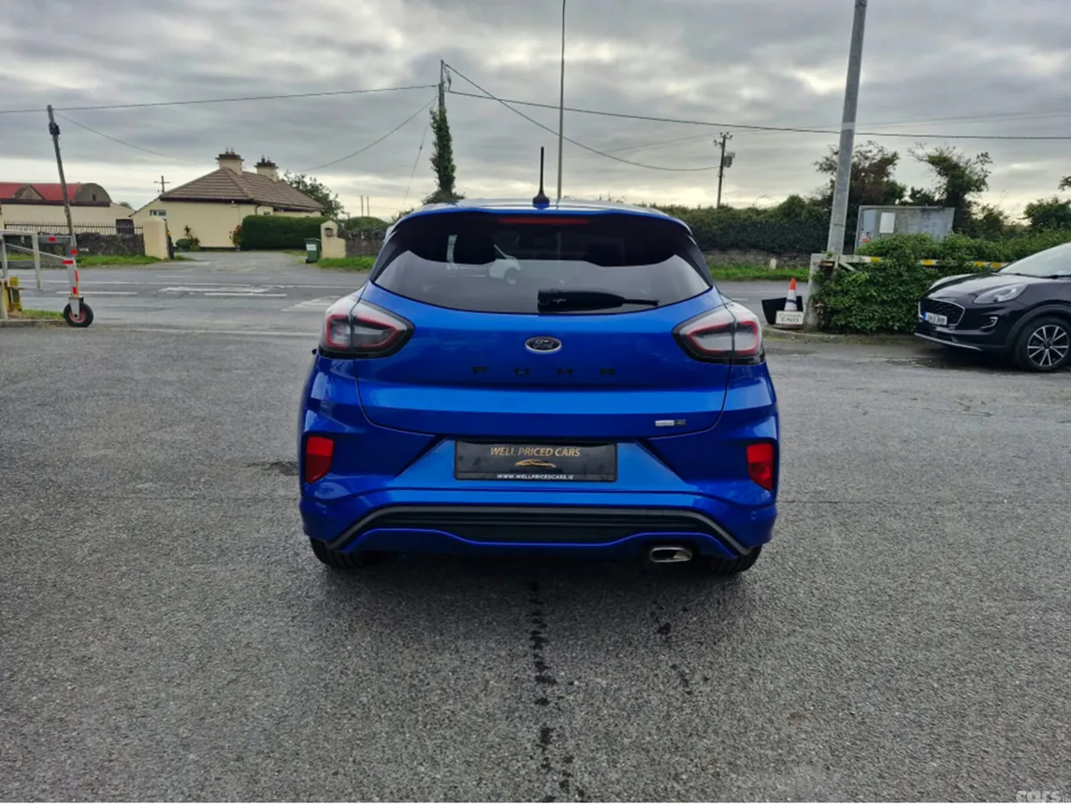 Ford Puma MPV, Petrol Hybrid, 2021, Blue