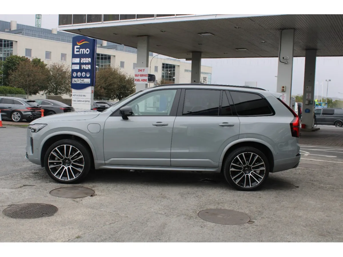 Volvo XC90 Estate, Petrol Hybrid, 2025, Grey