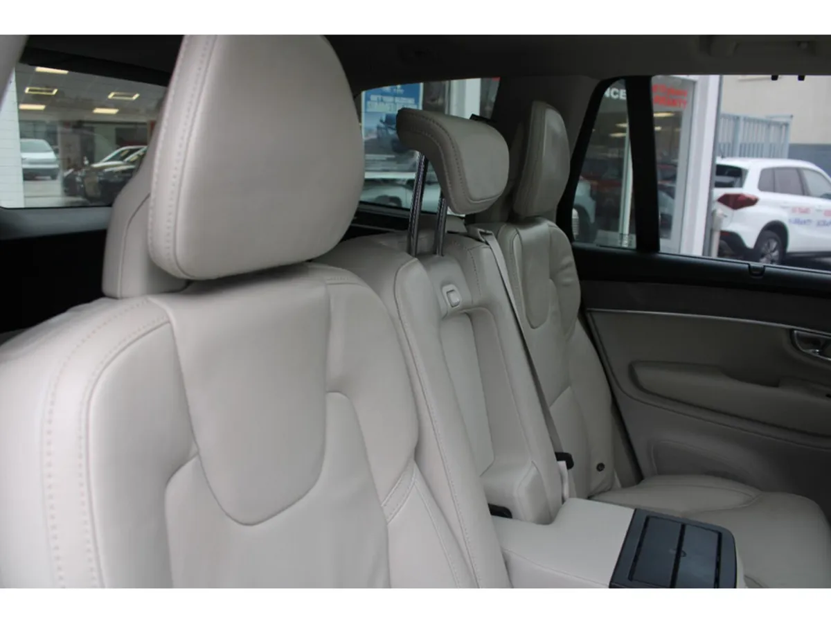 Volvo XC90 Estate, Petrol Hybrid, 2025, Grey