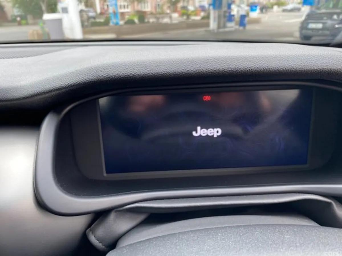 Jeep Avenger SUV, Electric, 2025, White
