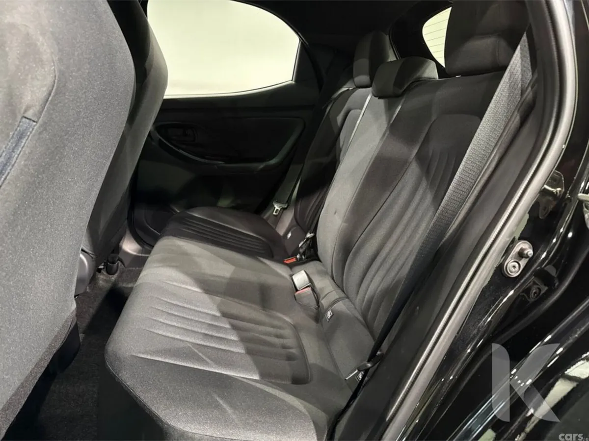 Toyota Yaris Hatchback, Petrol, 2025, Black