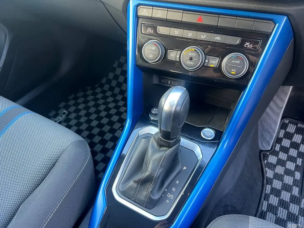 Volkswagen T-Roc SUV, Diesel, 2021, Blue