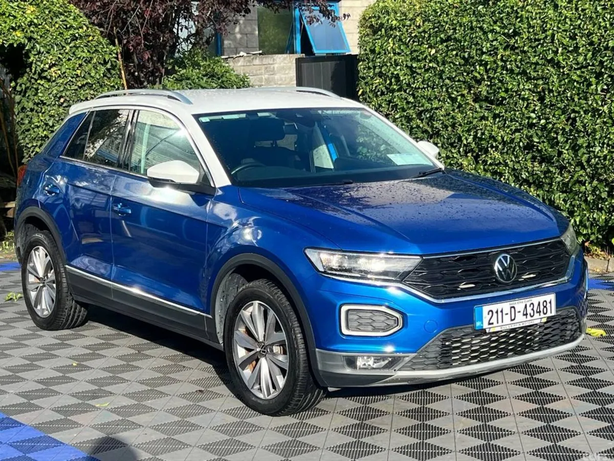 Volkswagen T-Roc SUV, Diesel, 2021, Blue