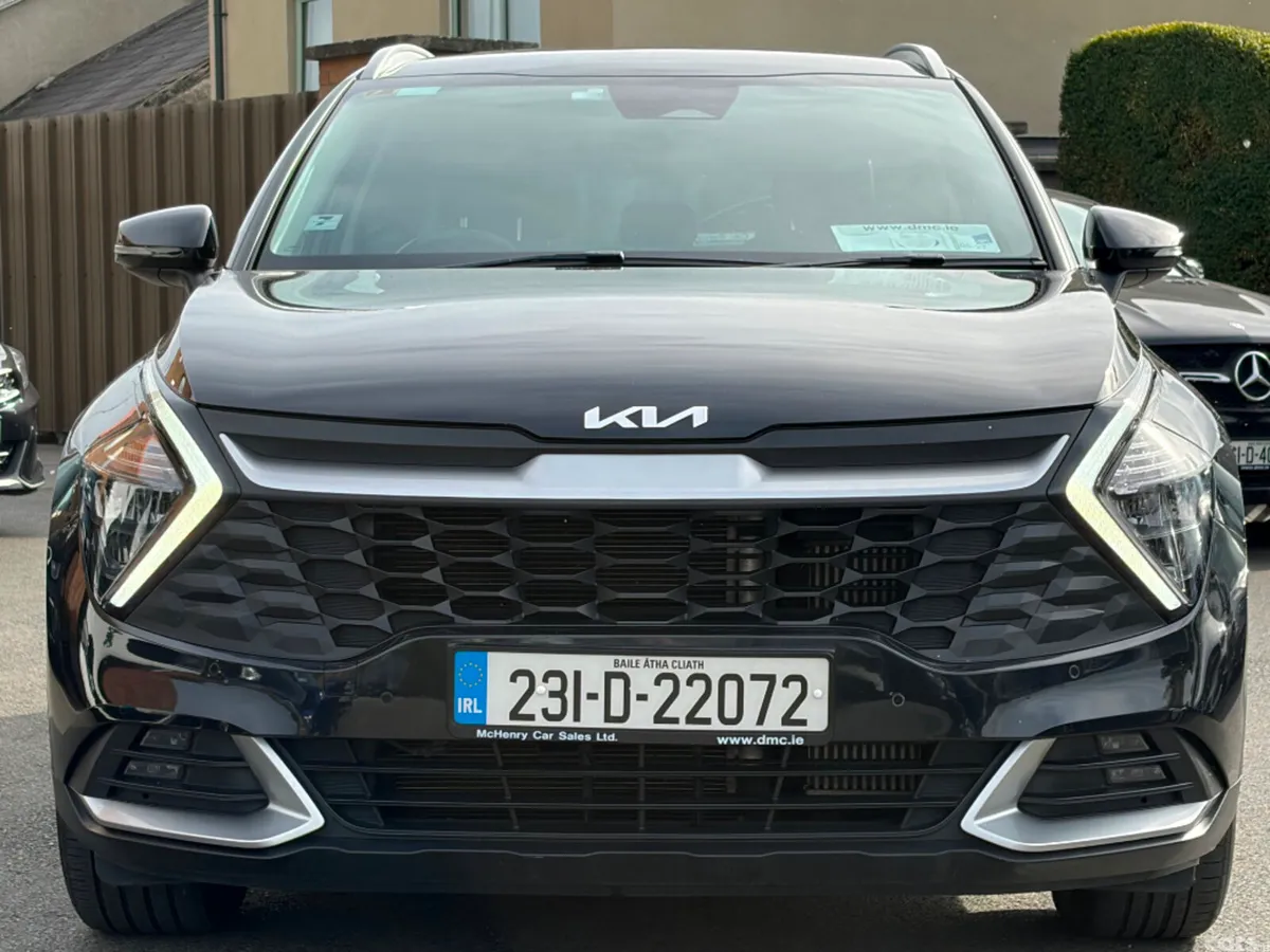 Kia Sportage MPV, Diesel, 2023, Black