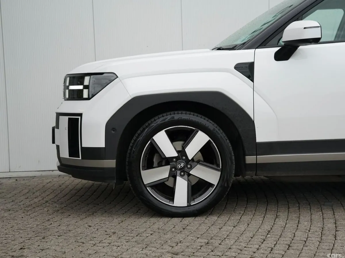 Hyundai Santa Fe SUV, Petrol Plug-in Hybrid, 2025, White
