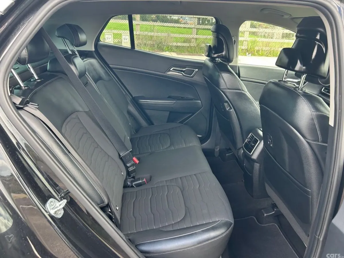 Kia Sportage SUV, Diesel, 2022, Black