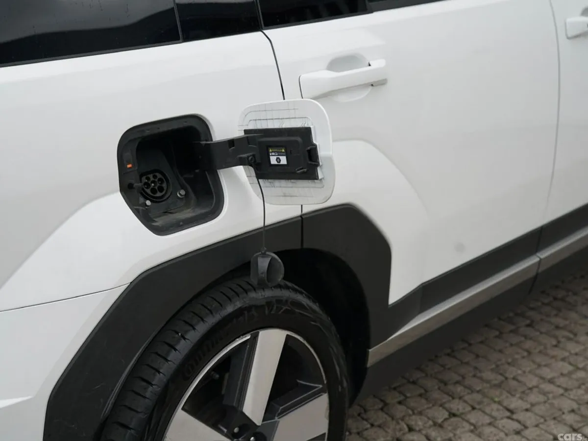 Hyundai Santa Fe SUV, Petrol Plug-in Hybrid, 2025, White