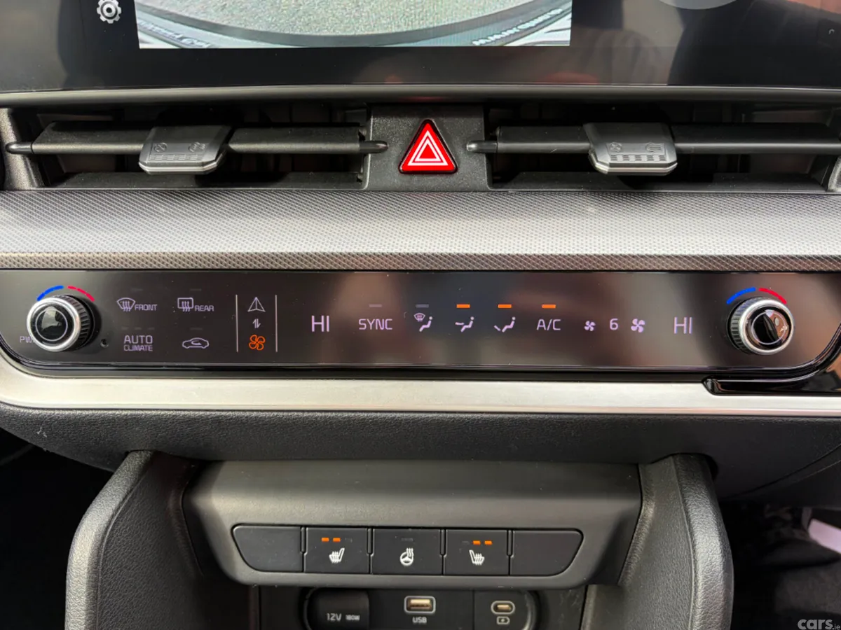 Kia Sportage MPV, Diesel, 2023, Black