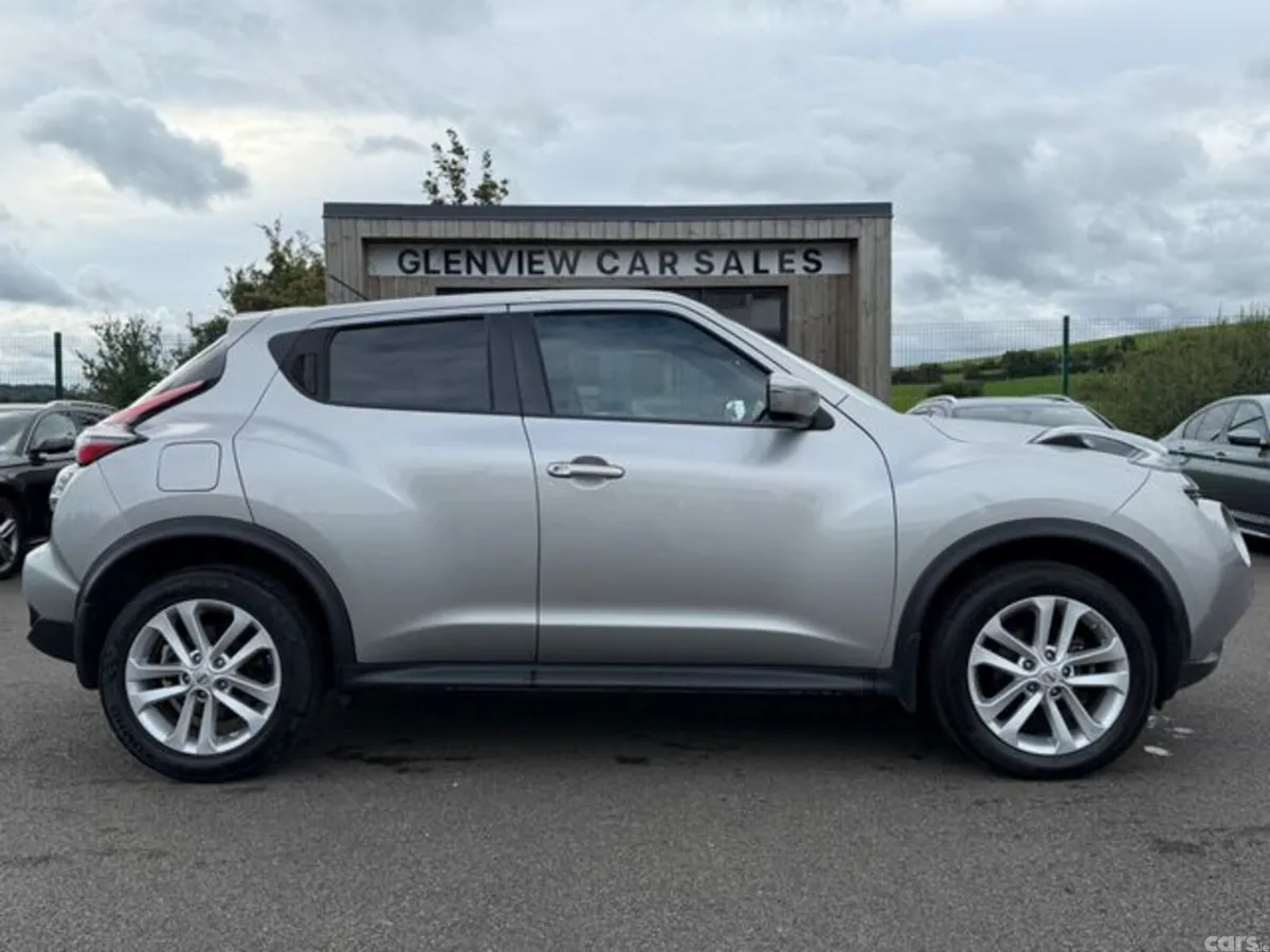 Nissan Juke MPV, Petrol, 2015, Silver
